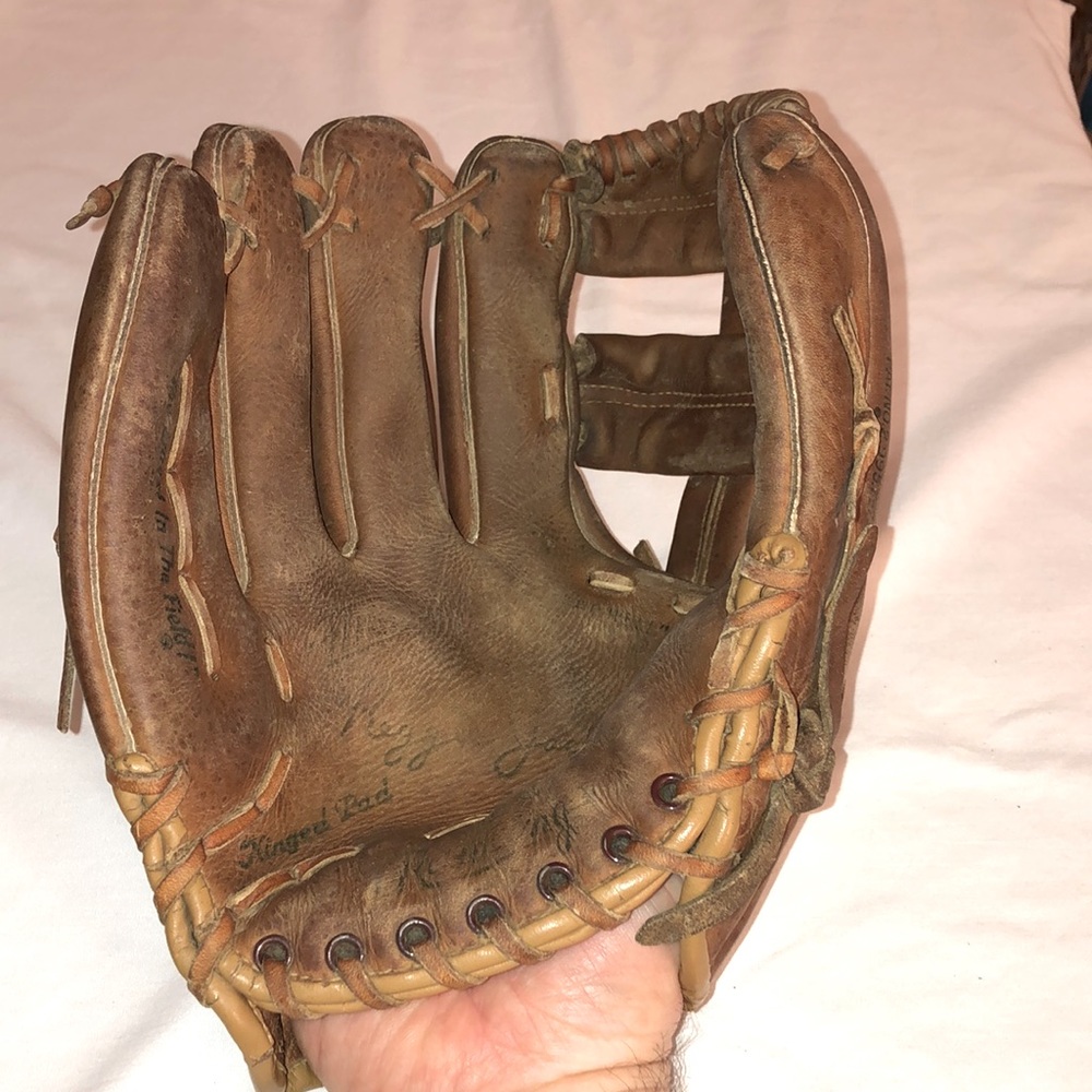Vintage Rawlings Reggie Jackson YOUTH Baseball GLOVE Left Throw PG32